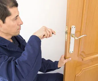 Golden Locksmith Services Cincinnati, OH 513-394-6228 Golden Locksmith Services Cincinnati, OH 513-394-6228 - 1-Locksmith-Service