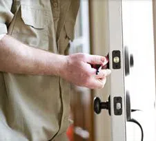 Golden Locksmith Services Cincinnati, OH 513-394-6228 Golden Locksmith Services Cincinnati, OH 513-394-6228 - 6-Lock-Change